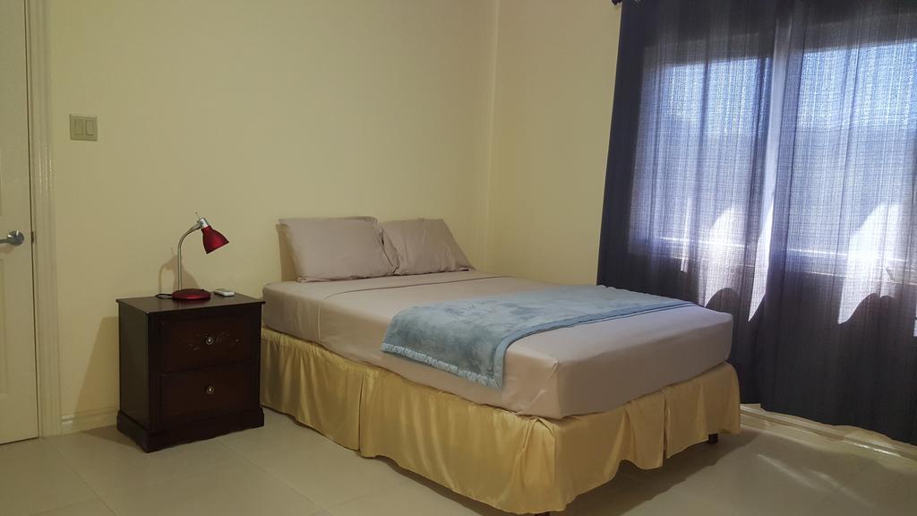 Apt 12, Executive Suites Ja - Palms Enfield Eksteriør billede
